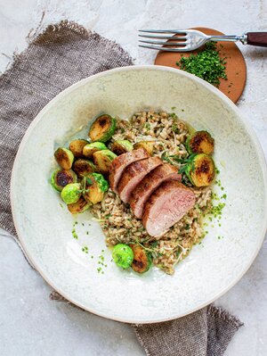 Lammefilet med stekt rosenkål