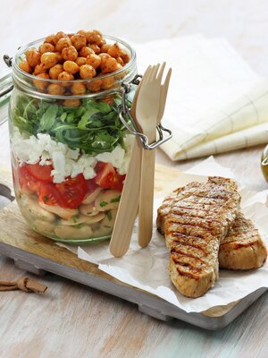 Grillet skinkebiff med kikert- og bønnesalat.jpg