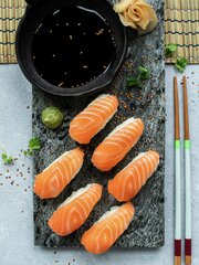 Nigiri med laks