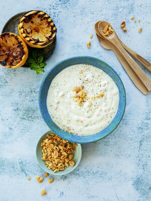 Yoghurt dressing med grillet sitron