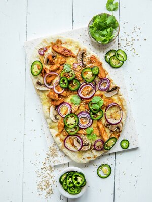 Pizza med bbq kylling