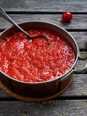 Tomatsaus