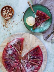 Rabarbra tarte tatin