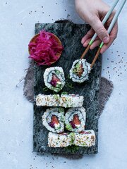 Sushi maki med laks og kremost