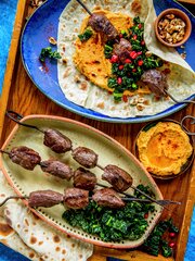 Grillet reinsdyr med gresskarhummus