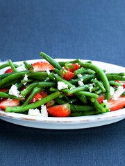 Bønnesalat med jordbær