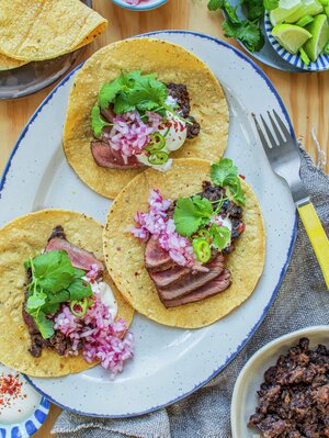Taco med biff og bønnestuing