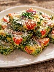 Frittata med tomat og spinat 1