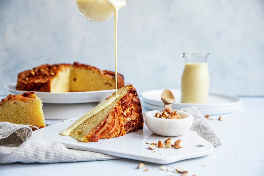 Eplekake med vaniljesaus
