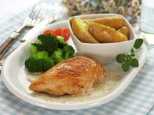 Kyllingfilet med kremet senneps- og estragonsaus